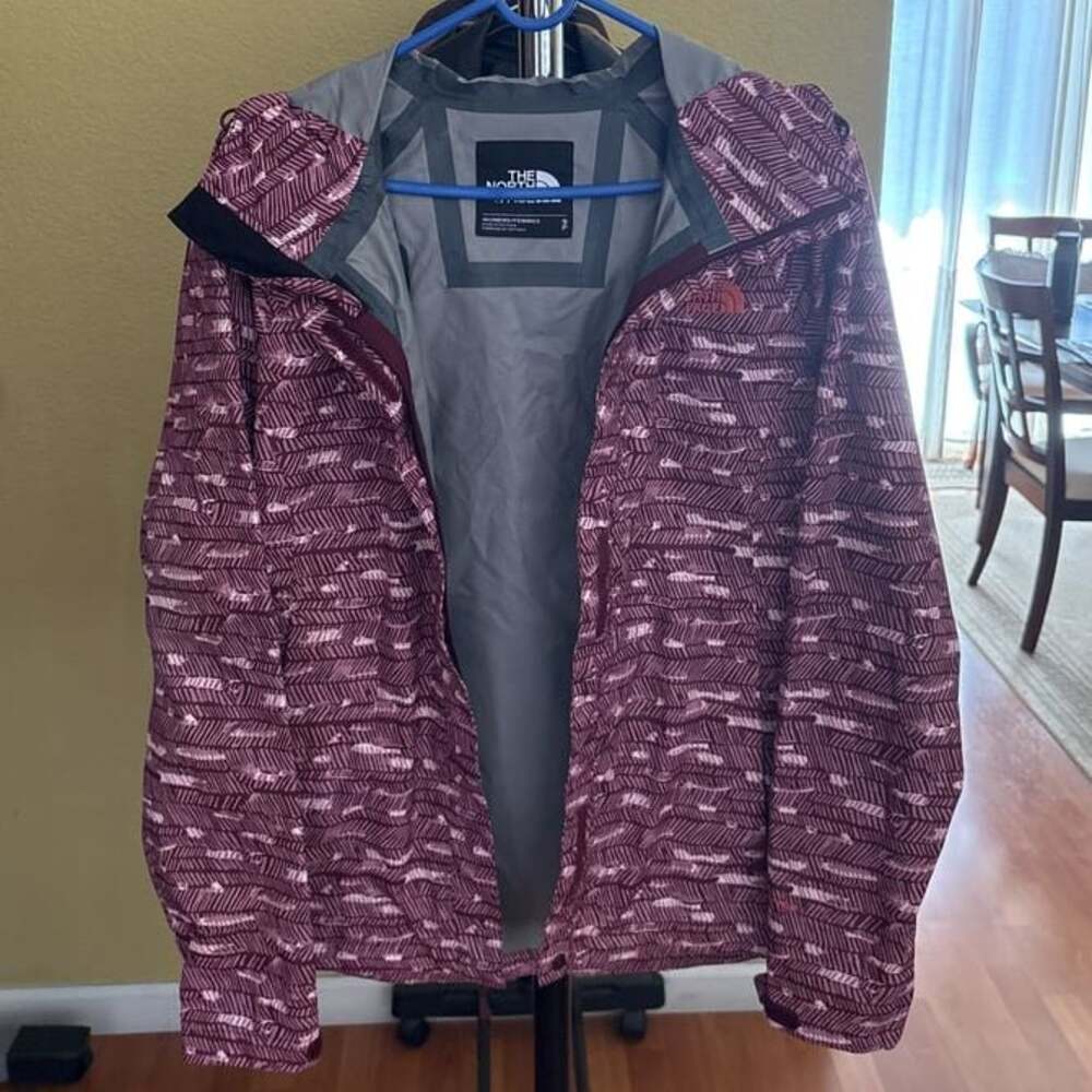 The North Face Women's Novelty Venture Rain Jacket